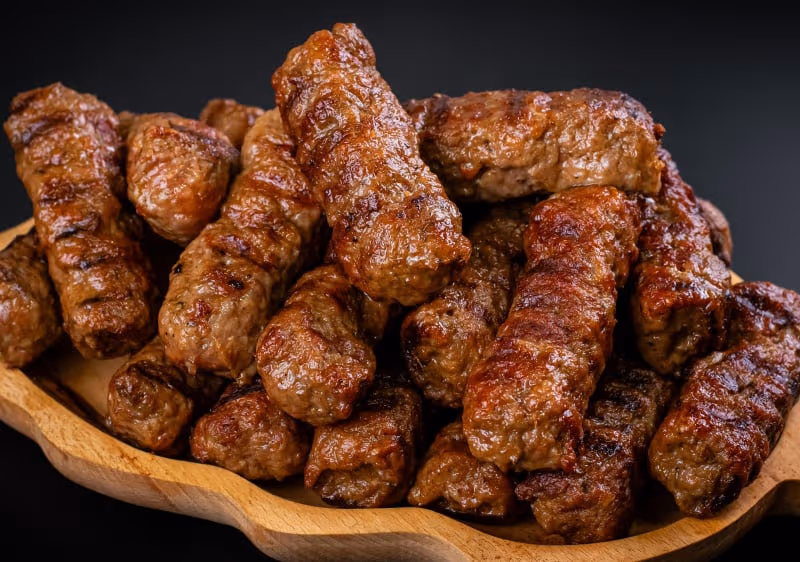 Mici & cartofi prăjiți & muștar